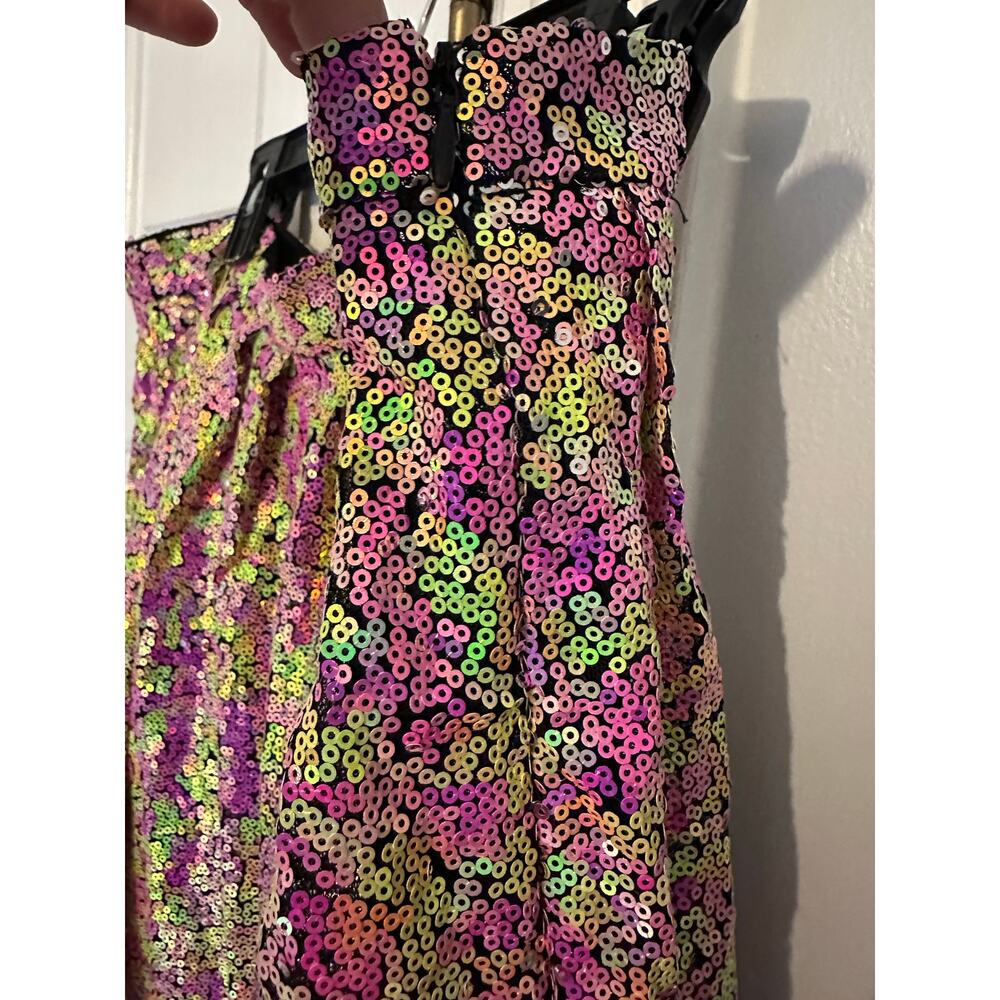 EUC Queen of Sparkles Mini Skirt Sz XL Neon Sequin - Picture 5 of 7